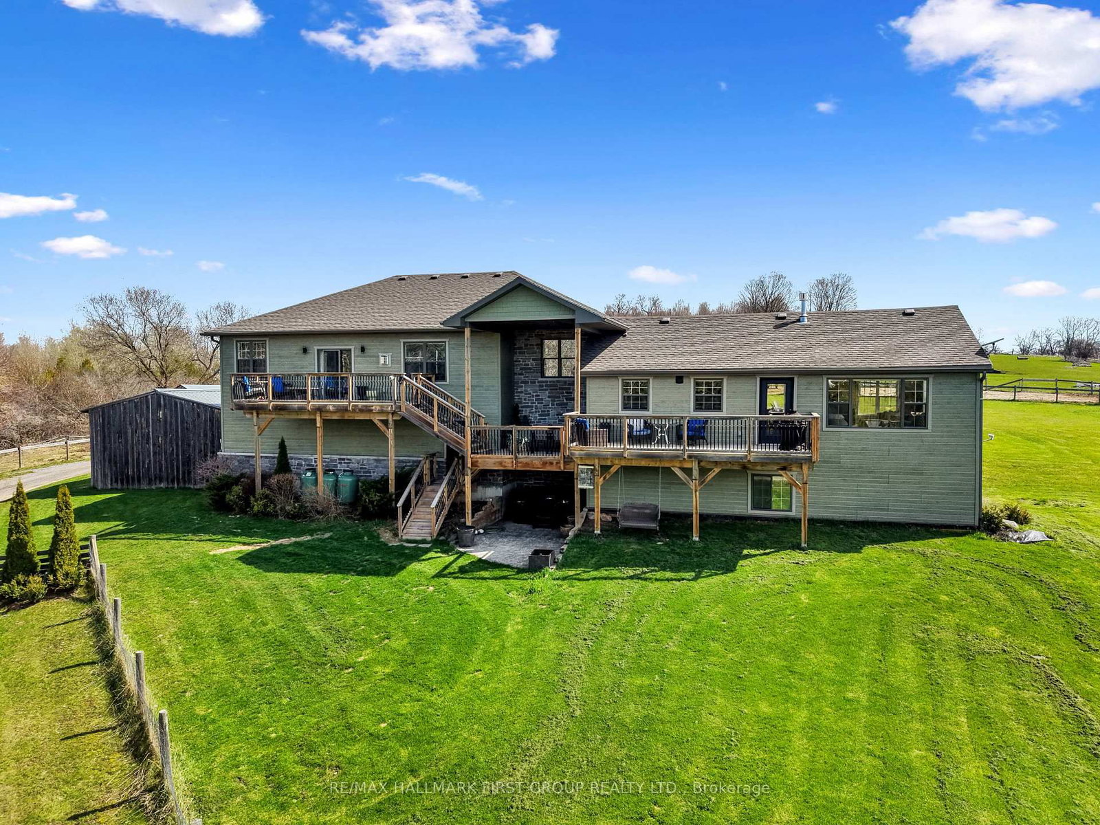 Listing Image 43
