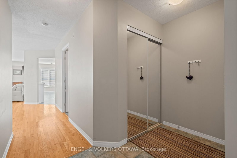 206 - 134 Edwards St, Clarence-Rockland, K4K 1T5 | Image 2