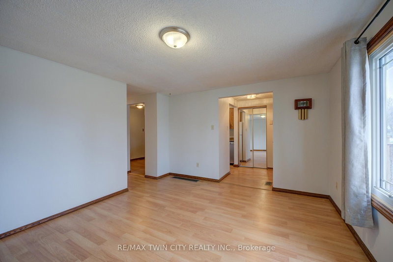 390 Brantwood Park Rd, Brantford, N3P 1K7 | Image 3