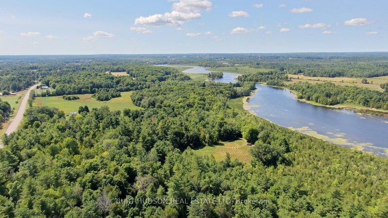 home for sale on 003 Lyndhurst Road