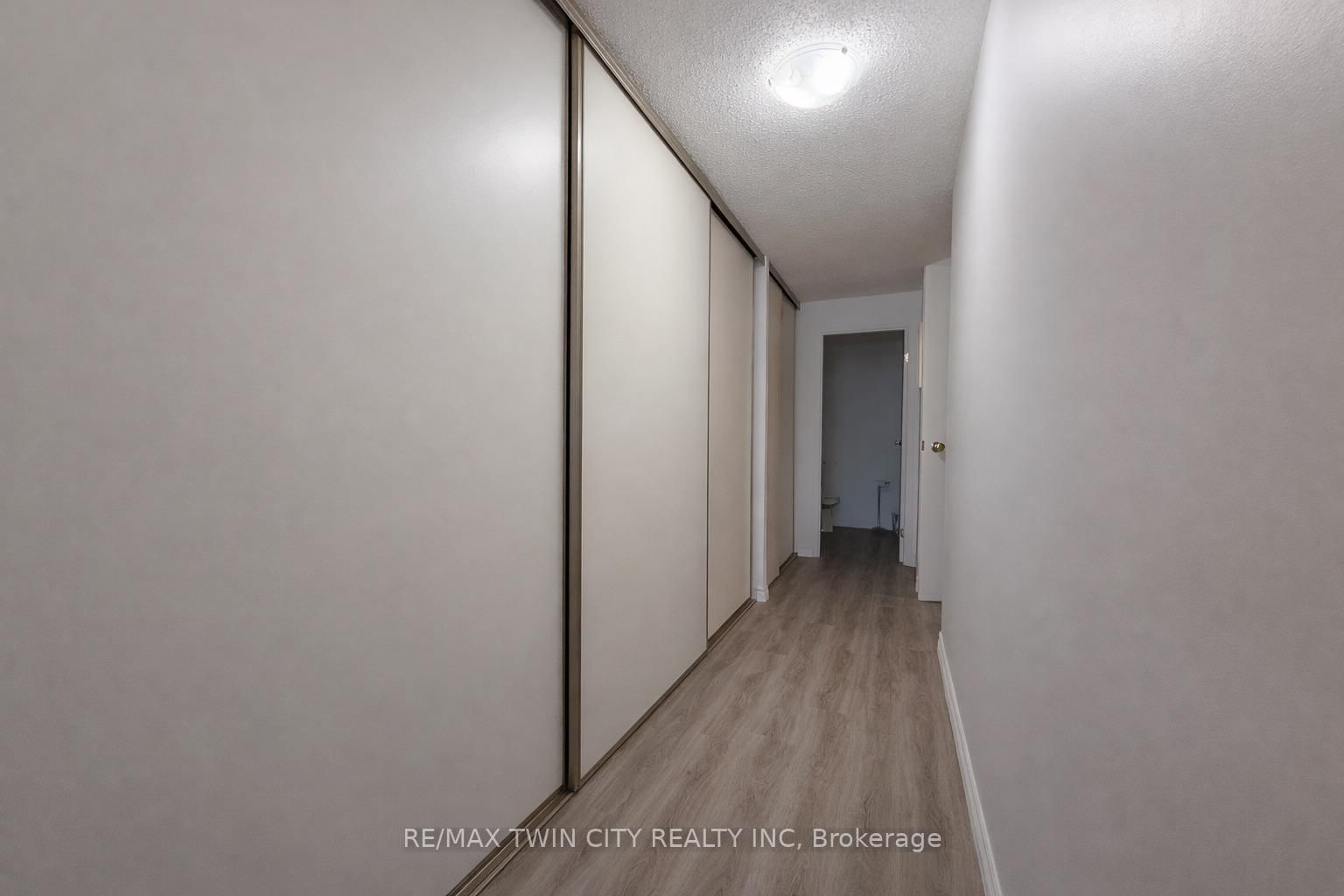 24 Marilyn Drive, Unit 101 - Photo 15