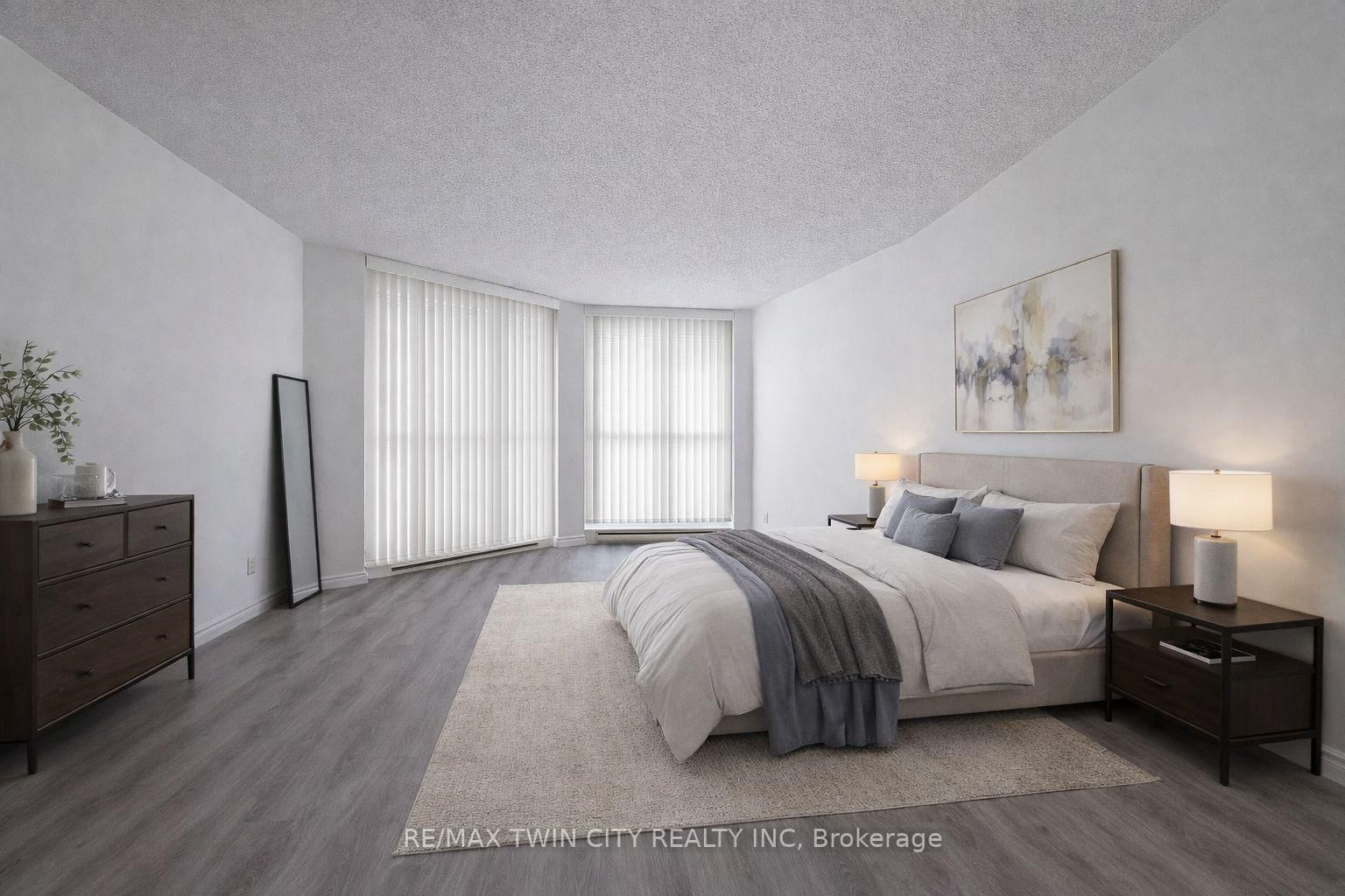 24 Marilyn Drive, Unit 101 - Photo 16