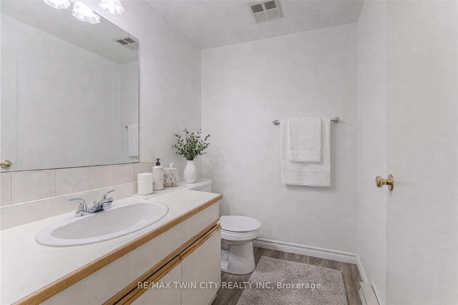 24 Marilyn Drive, Unit 101 - Photo 19