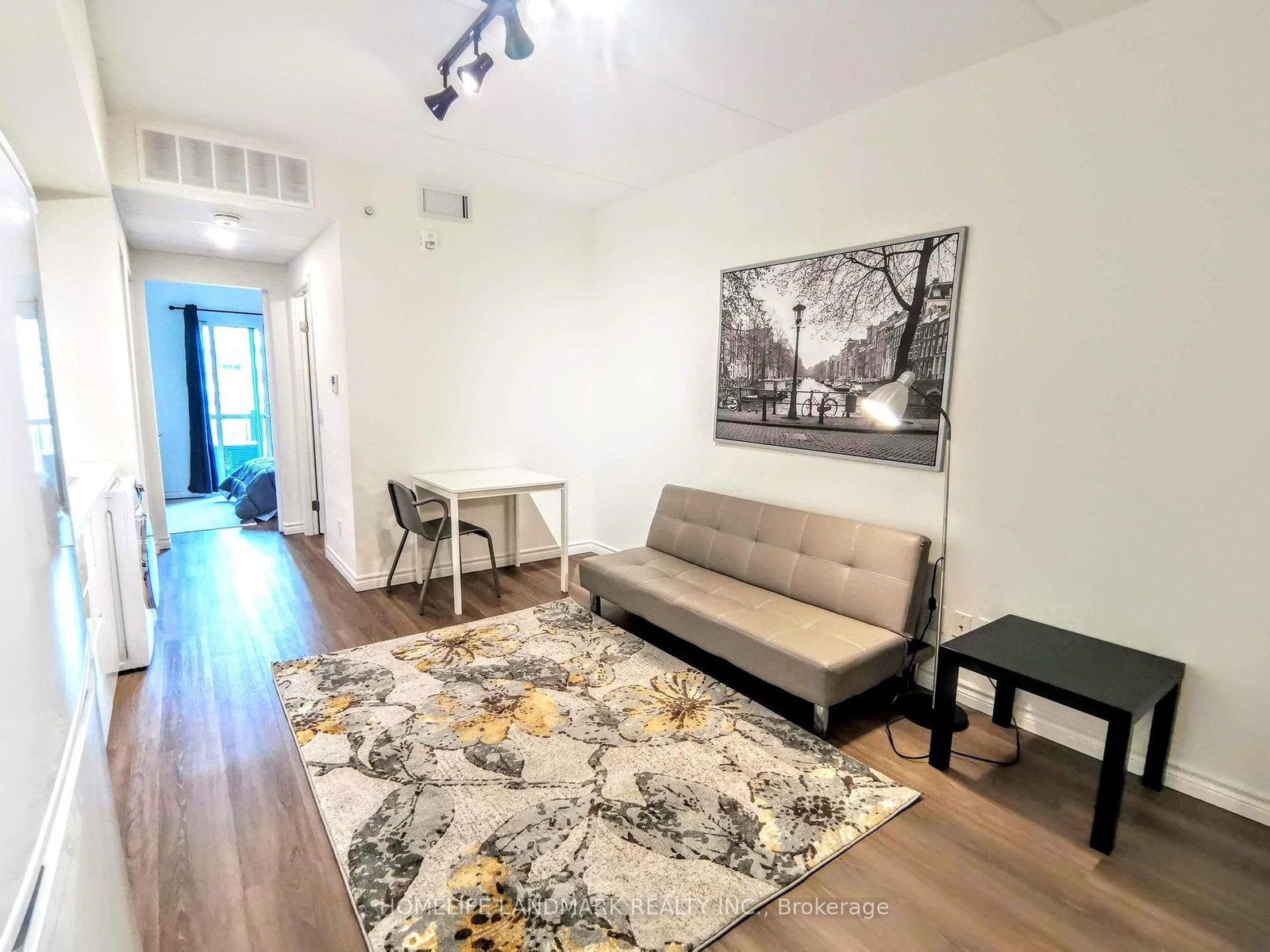 268 Lester Street, Unit 202 - Photo 4