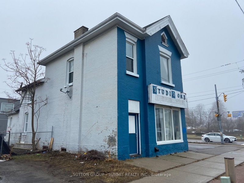 208 Market St, Brantford, N3T 3A8 | Image 3