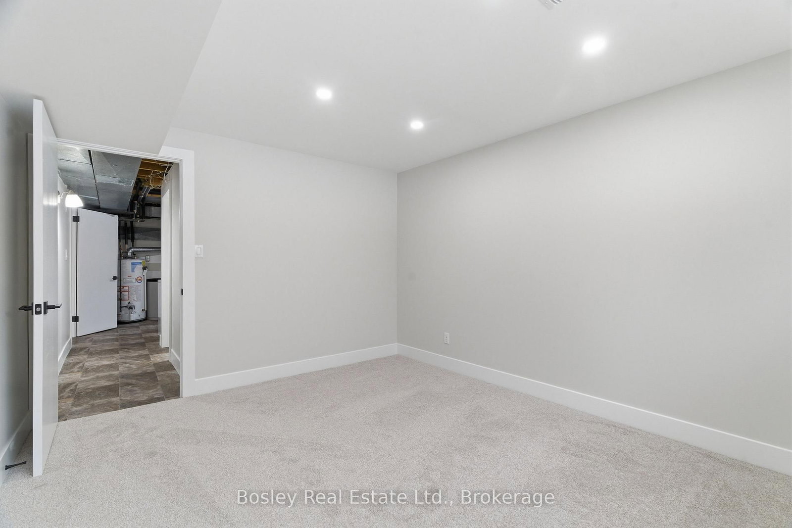 Listing Image 33