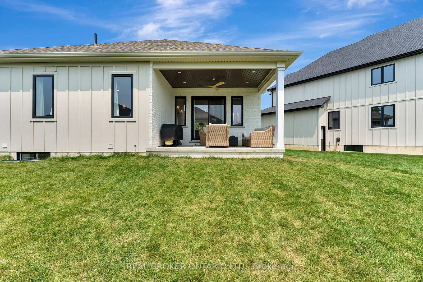 Listing Image 40