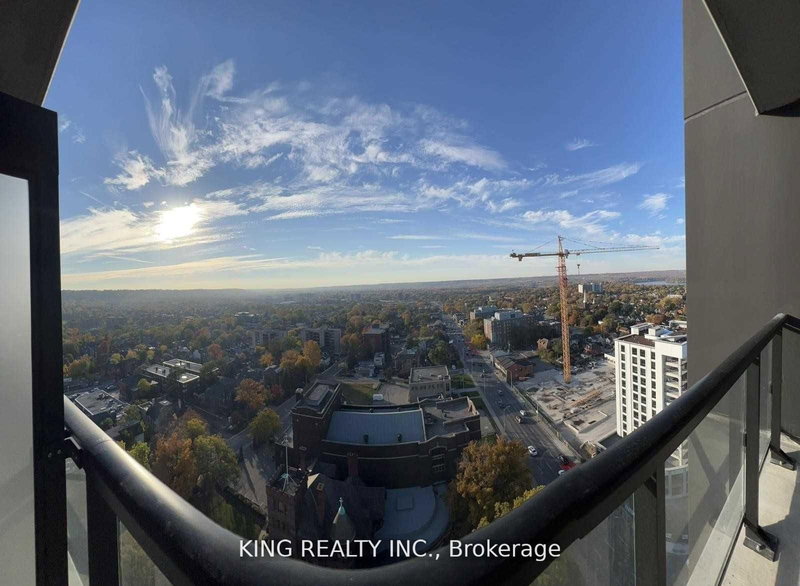 home for lease on 2004-15 Queen Street S