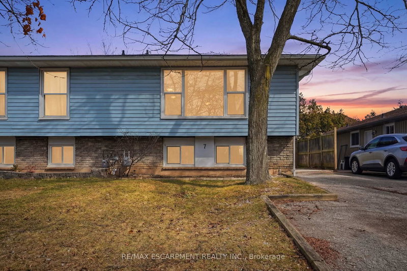 home for sale on 7 CALCOTT Court