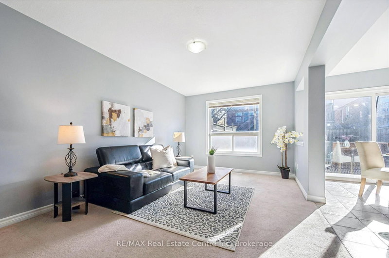 30 Vipond St, Guelph, N1E 0G9 | Image 3