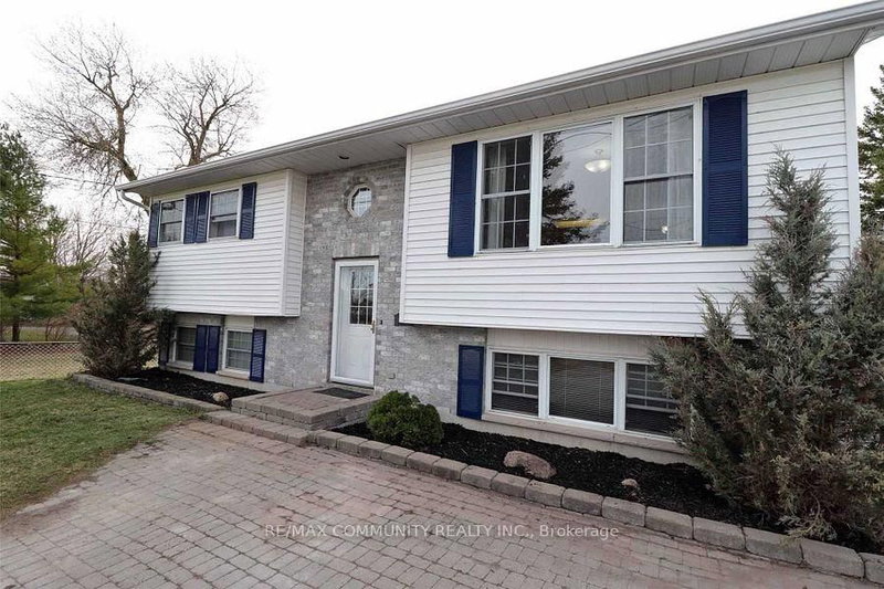 Main - 6 Lywood St, Cobden, K0K 1K0 | Image 3