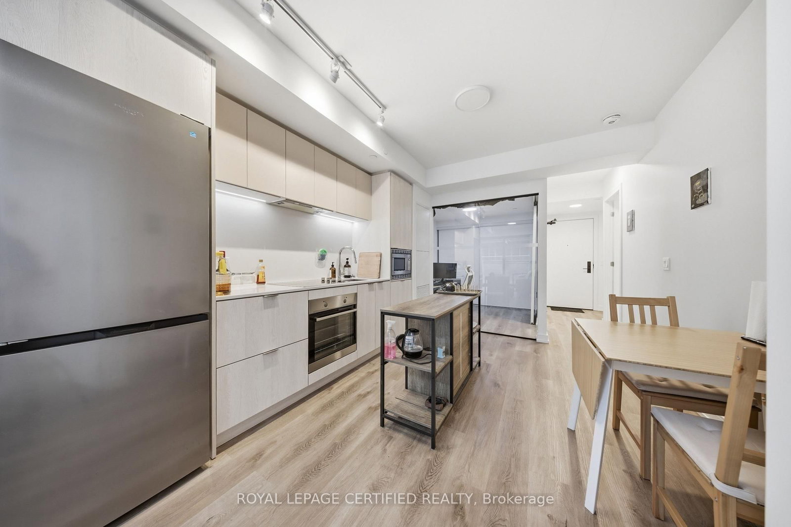 Condo for sale at 1314-1 Jarvis Street, Hamilton, Ontario, L8R 3J2 - Beasley - MLS: X12867498