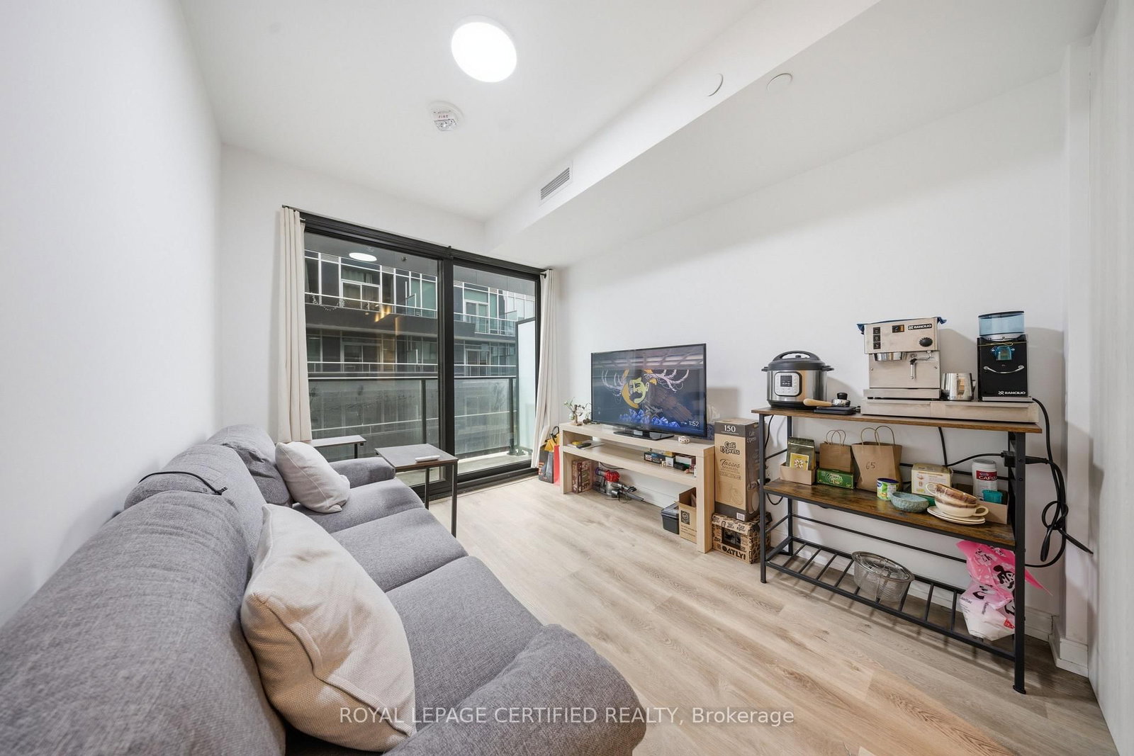 Condo for sale at 1314-1 Jarvis Street, Hamilton, Ontario, L8R 3J2 - Beasley - MLS: X12867498