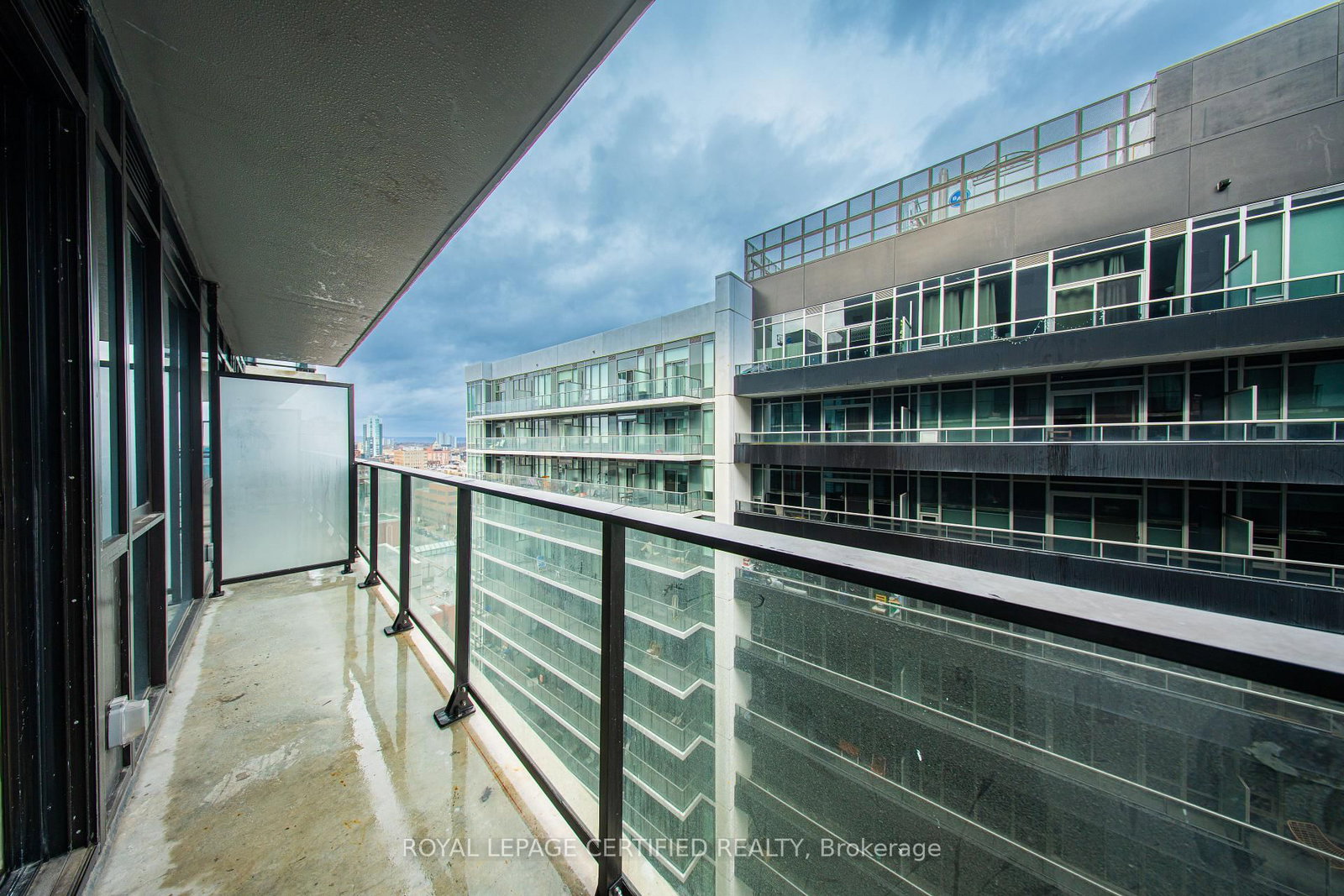 Condo for sale at 1314-1 Jarvis Street, Hamilton, Ontario, L8R 3J2 - Beasley - MLS: X12867498