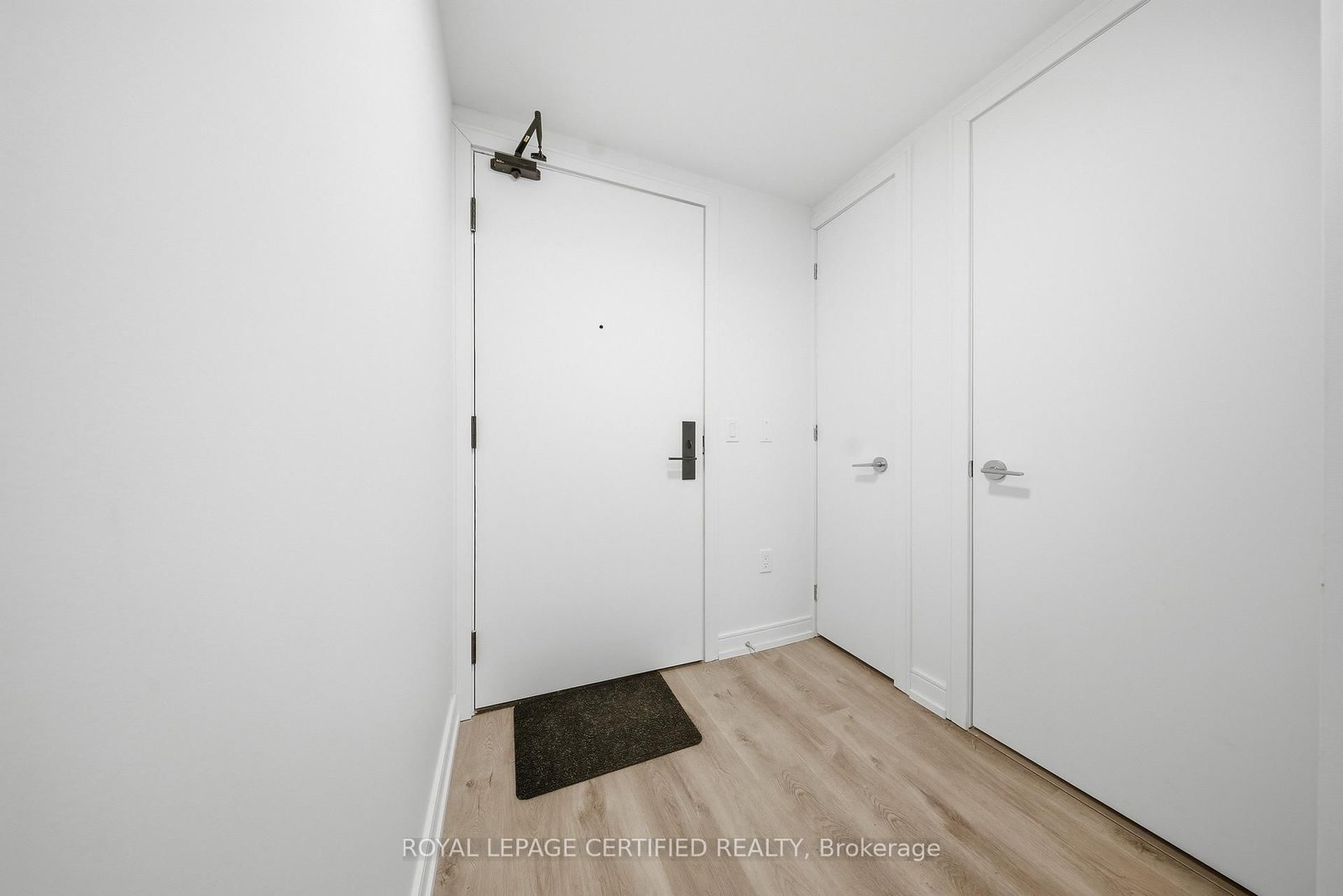 Condo for sale at 1314-1 Jarvis Street, Hamilton, Ontario, L8R 3J2 - Beasley - MLS: X12867498