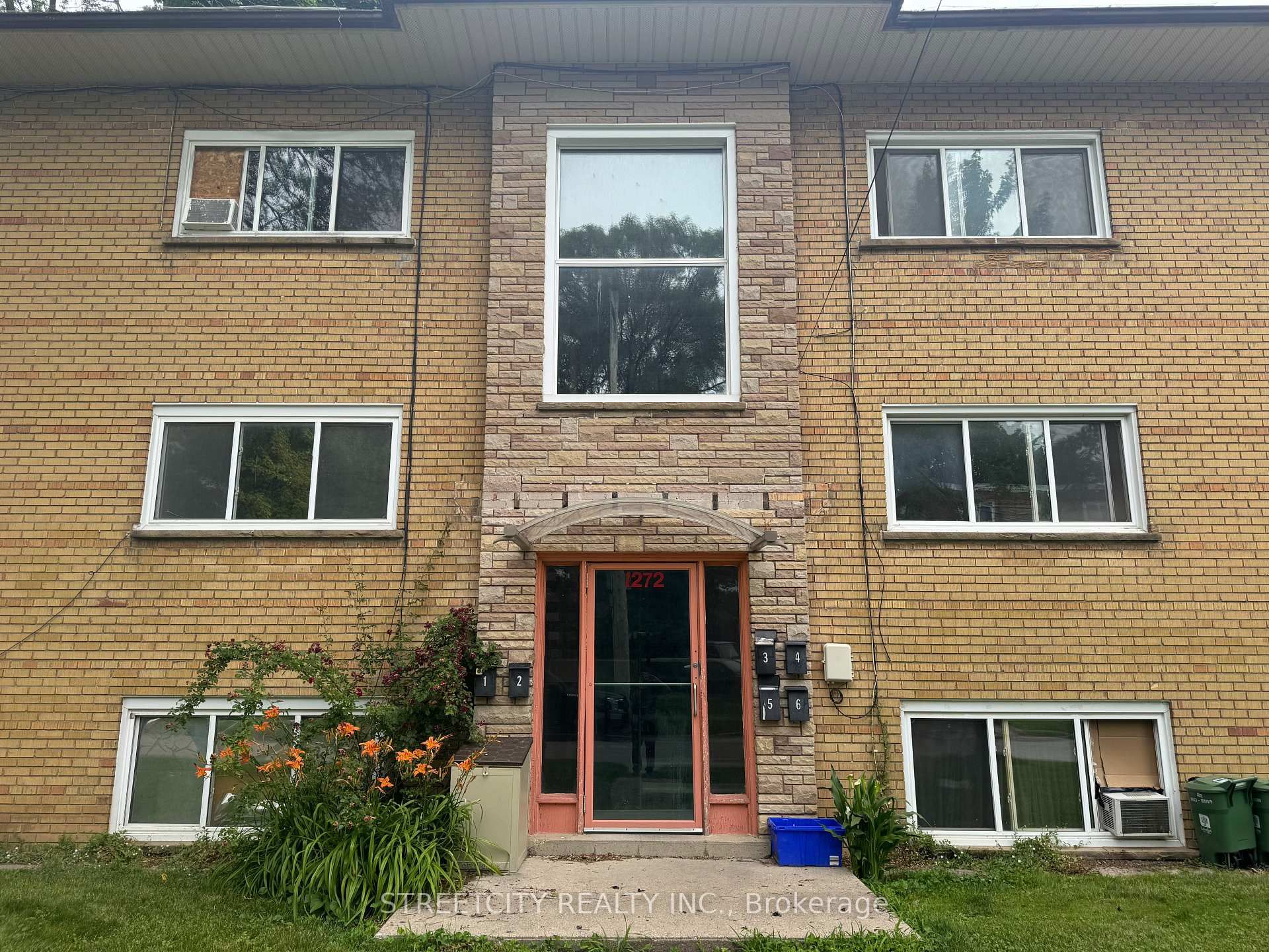1272 Gramercy Park Place, Unit 3