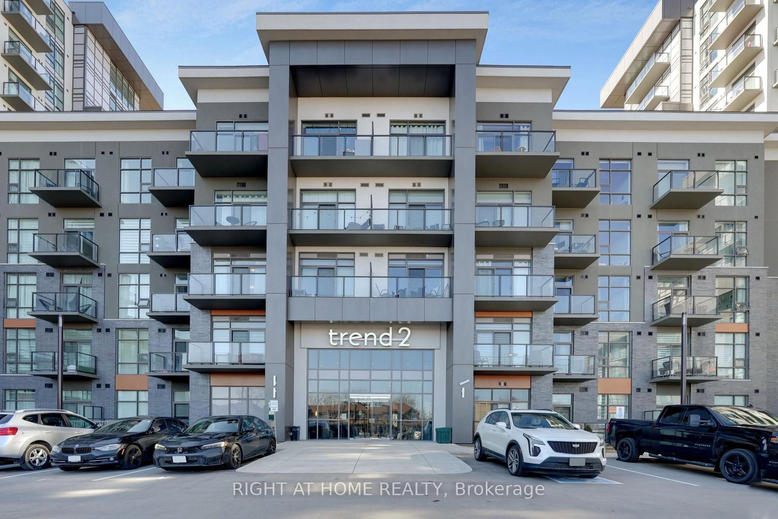 Condo for sale at 905-460 Dundas Street, Hamilton, Ontario, L8B 2A5 - Waterdown - MLS: X12867730