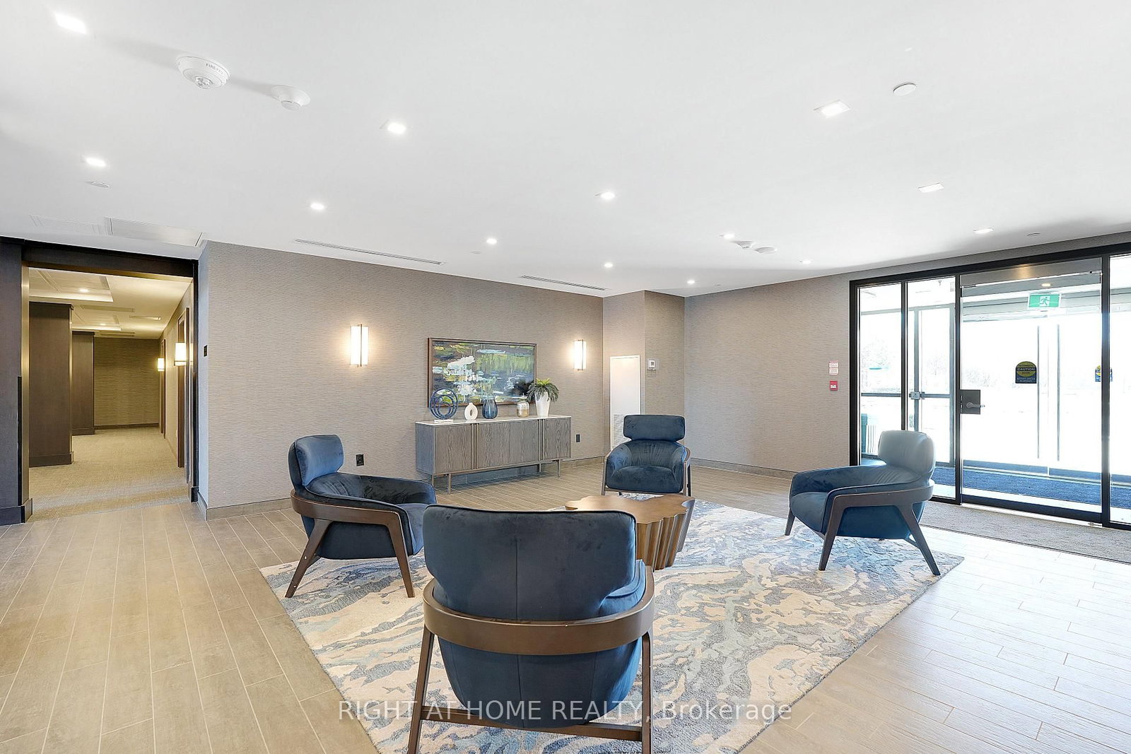 Condo for sale at 905-460 Dundas Street, Hamilton, Ontario, L8B 2A5 - Waterdown - MLS: X12867730