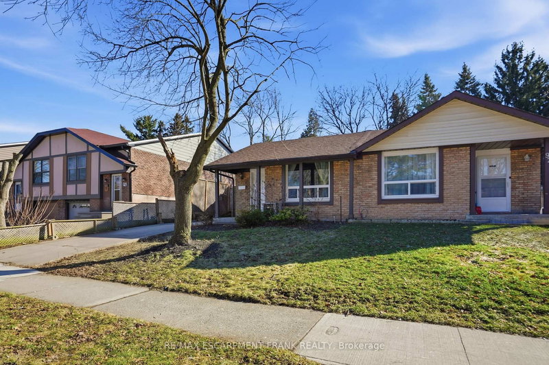 94 WENDOVER Dr, Hamilton, L9C 5X5 | Image 3