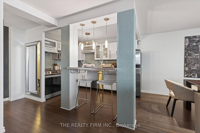 2404 - 323 Colborne Street