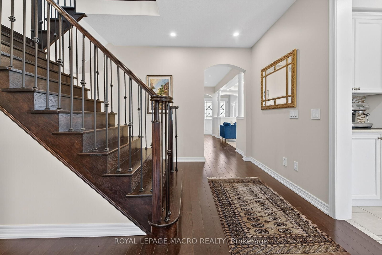 Detached House for sale at 3 Grandell Drive, Hamilton, Ontario, L9K 0H2 - Meadowlands - MLS: X12868030