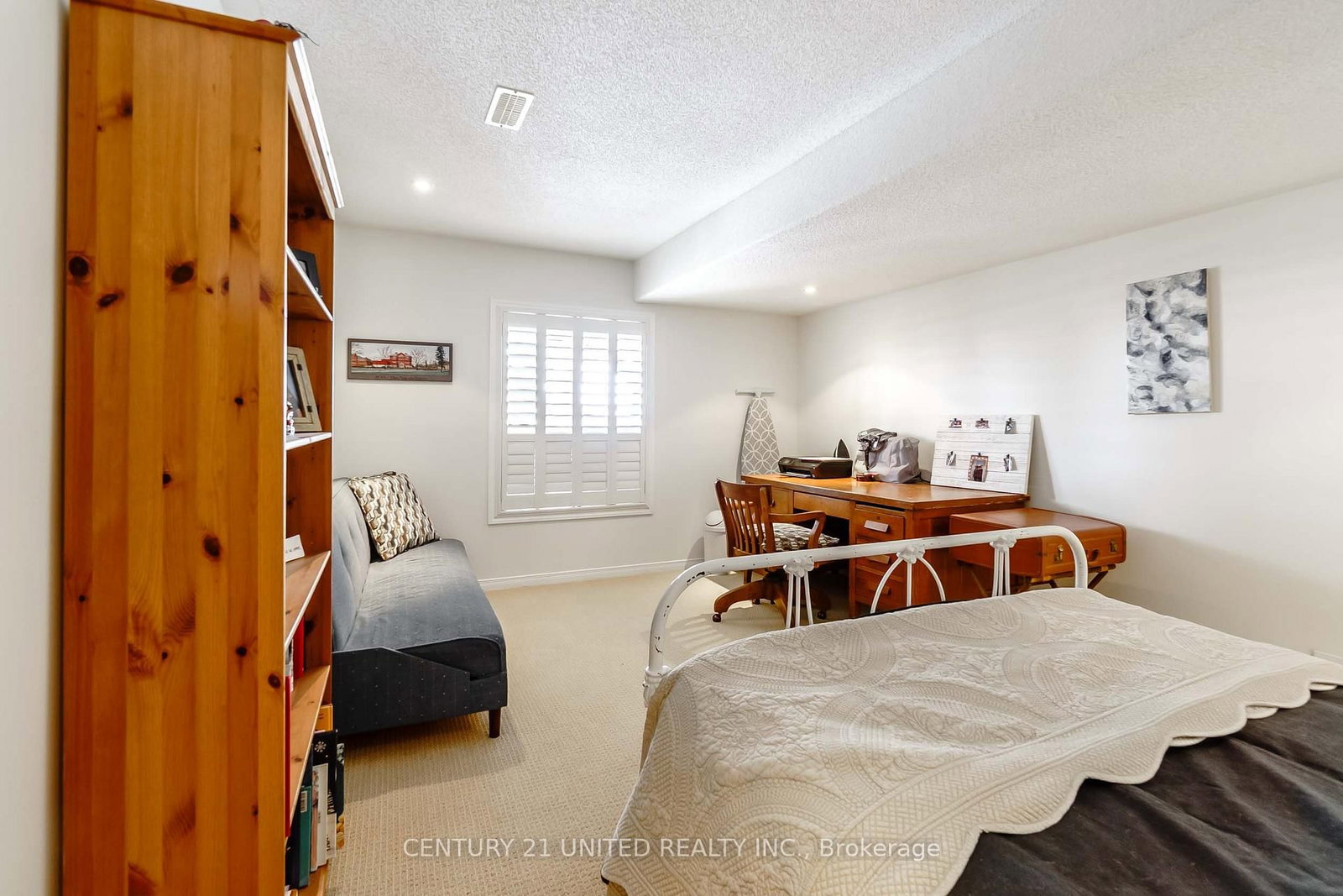 Detached House for sale at 1358 Haggis Drive, Peterborough, Ontario, K9K 2S7 - Monaghan Ward 2 - MLS: X12868056