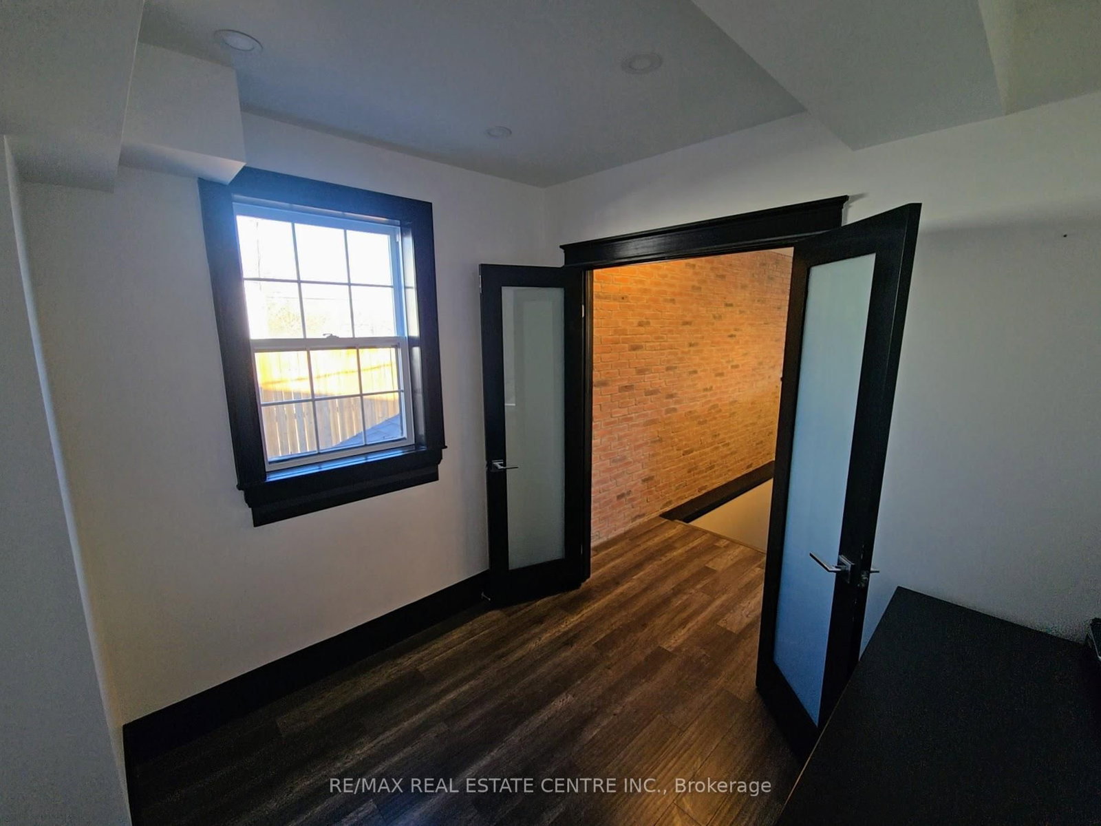 226 Samuelson Street - Photo 22