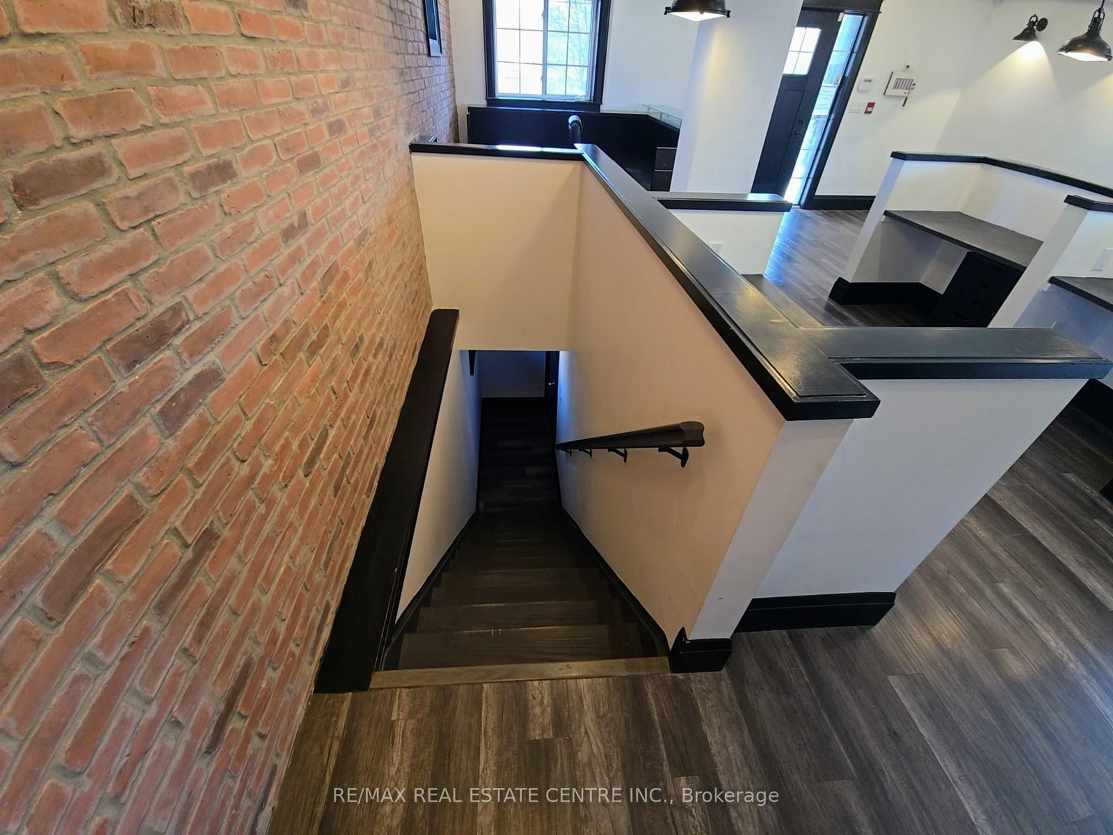 226 Samuelson Street - Photo 24