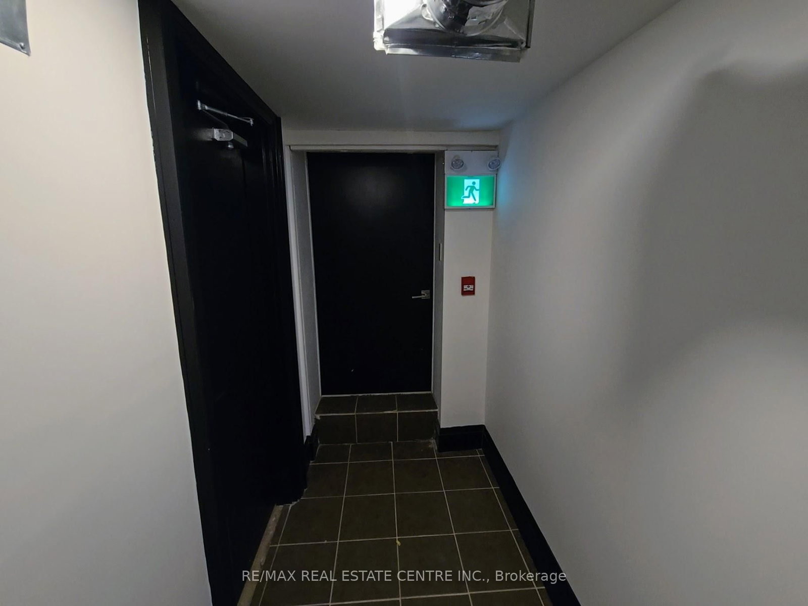 226 Samuelson Street - Photo 32