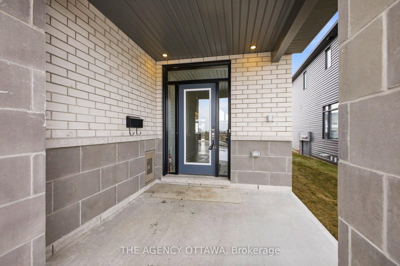 1132 SPOOR St, Ottawa, K2K 1X7 | Image 3