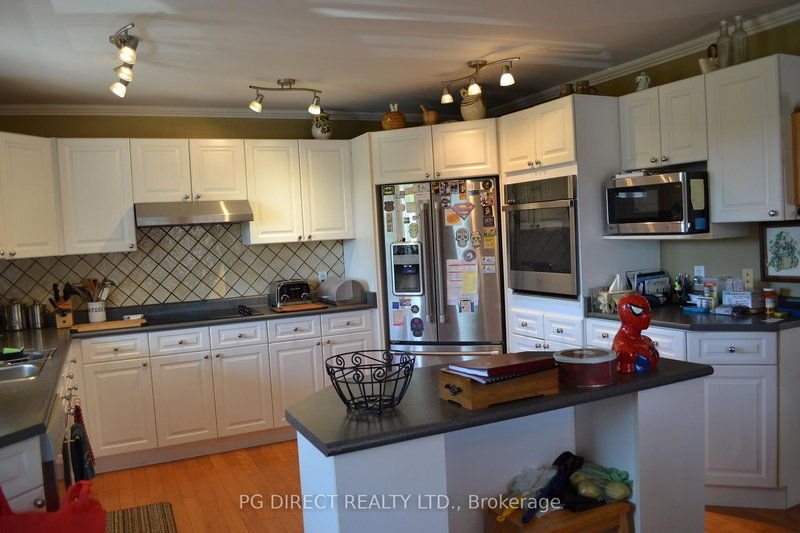 270 Pinecreek Cres, Callander, P0H 1H0 | Image 3