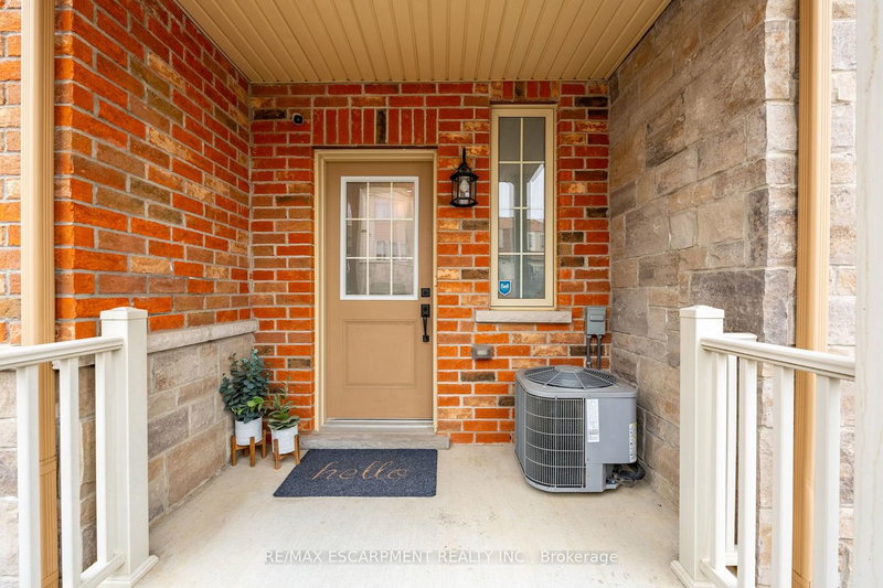 5 - 11 Stockbridge Gdns, Hamilton, L8J 0H5 | Image 3