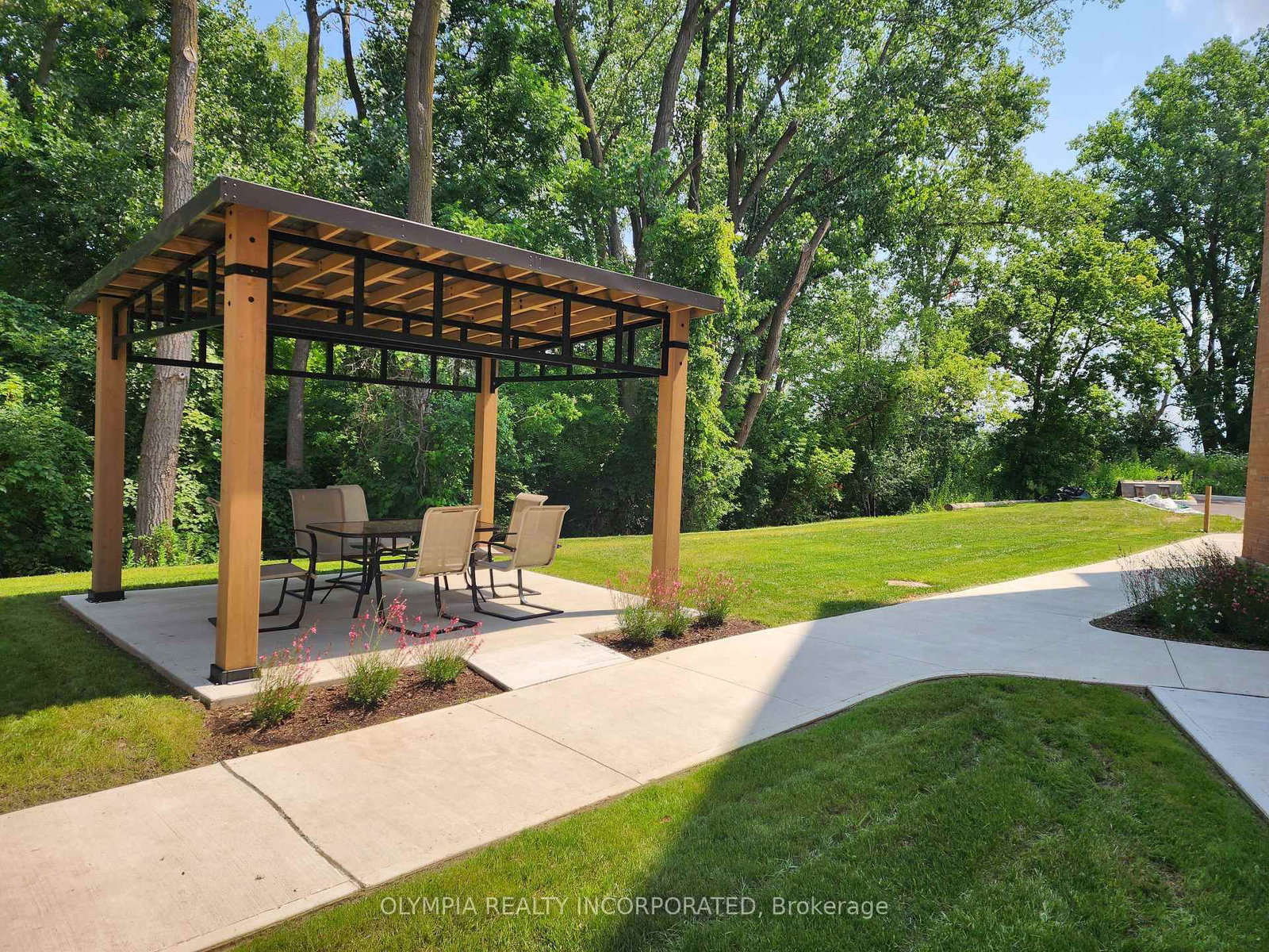 5629 Swayze Drive, Unit B109 - Photo 3