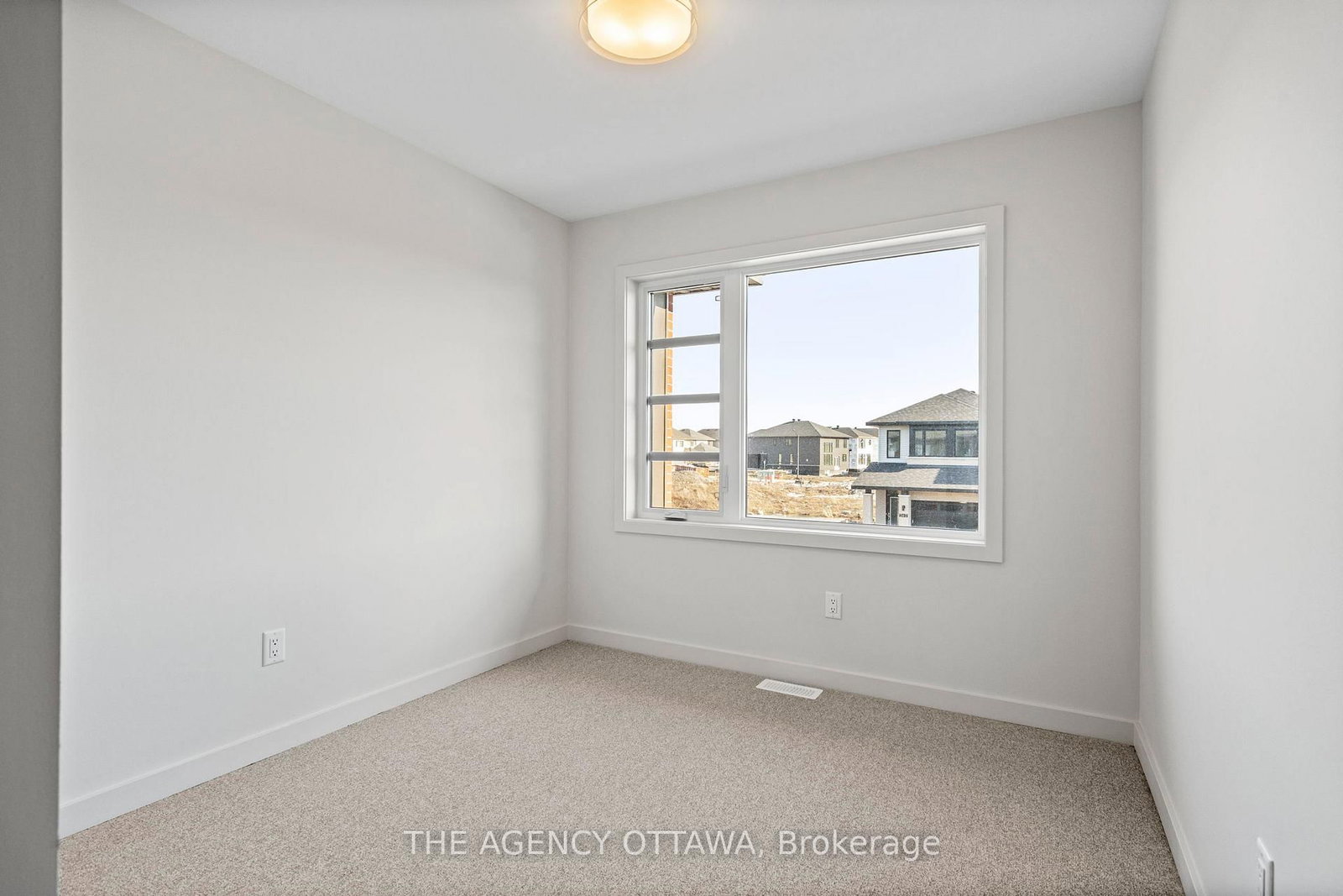 Townhouse for sale at 267 Apricot Street, Ottawa, Ontario, K1X 0K1 - Riverside South - MLS: X12869024