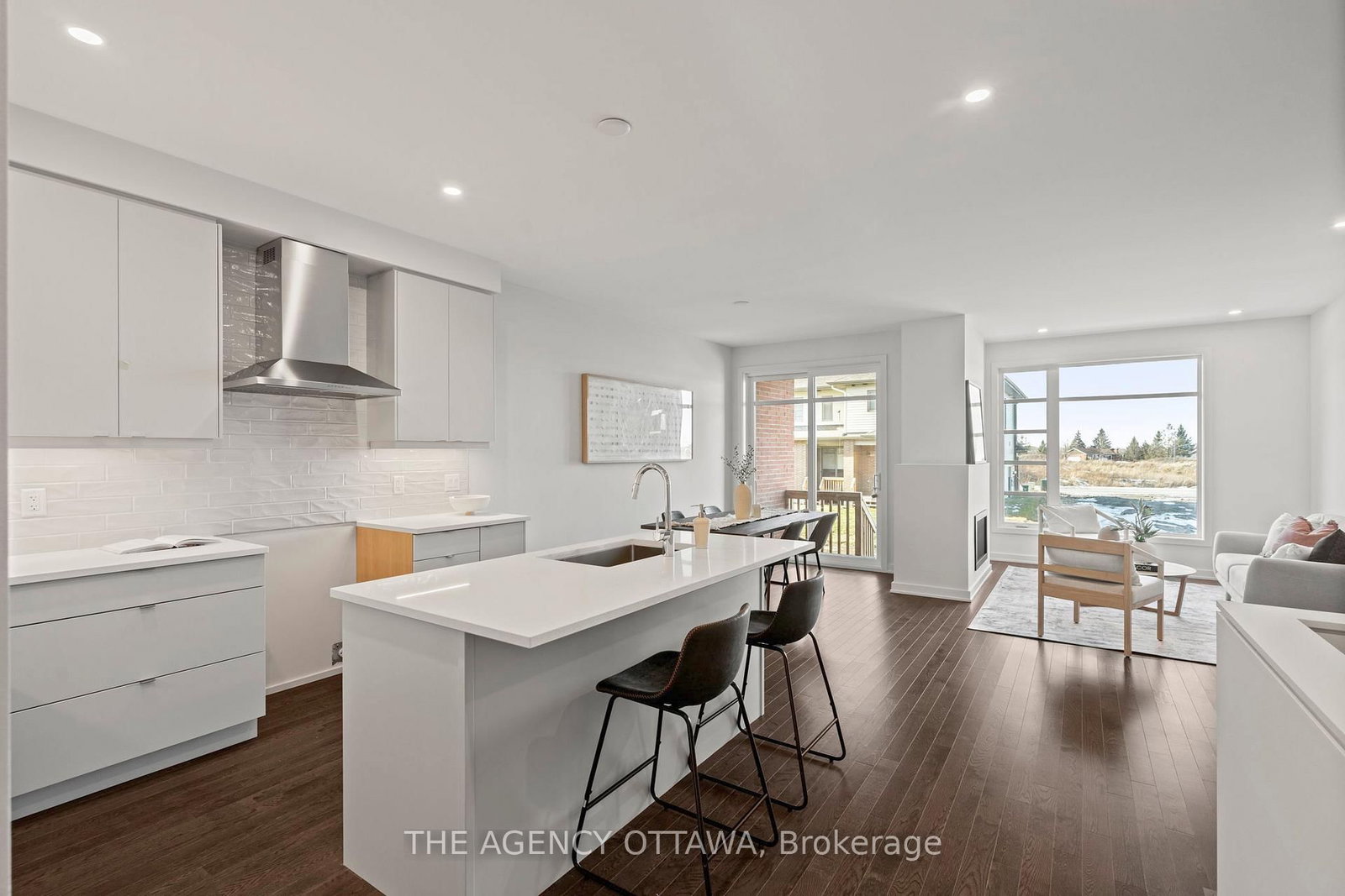 Townhouse for sale at 267 Apricot Street, Ottawa, Ontario, K1X 0K1 - Riverside South - MLS: X12869024