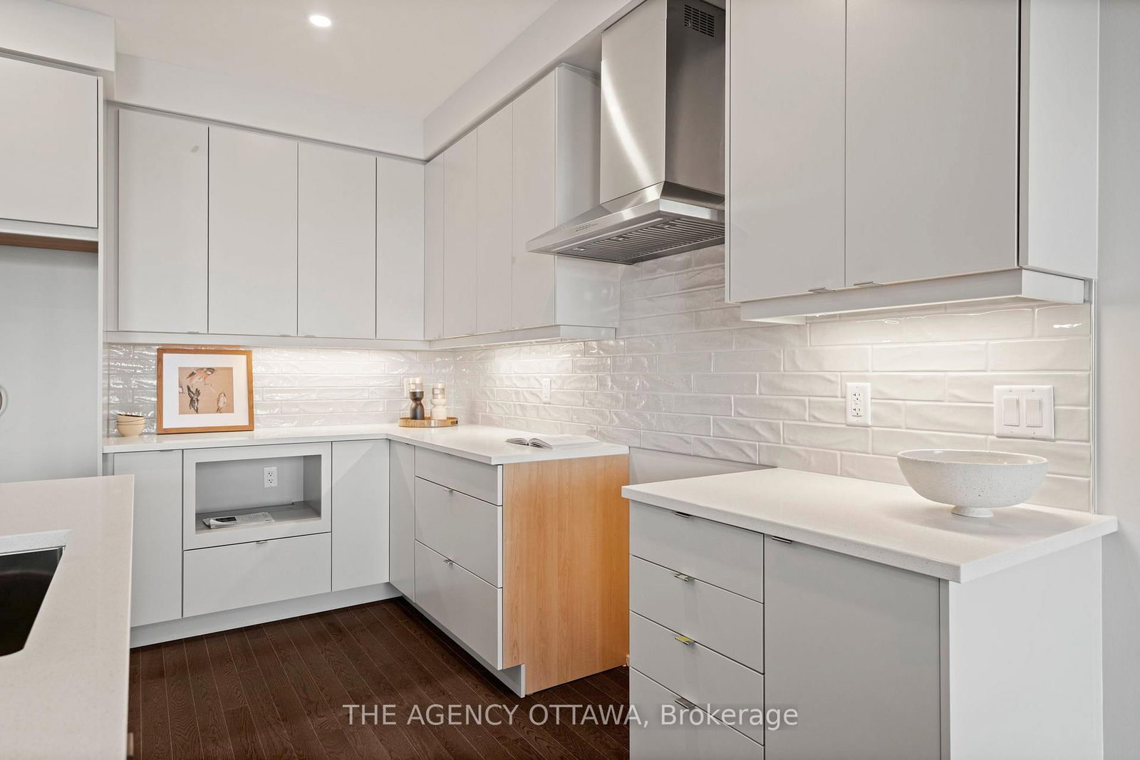 Townhouse for sale at 267 Apricot Street, Ottawa, Ontario, K1X 0K1 - Riverside South - MLS: X12869024