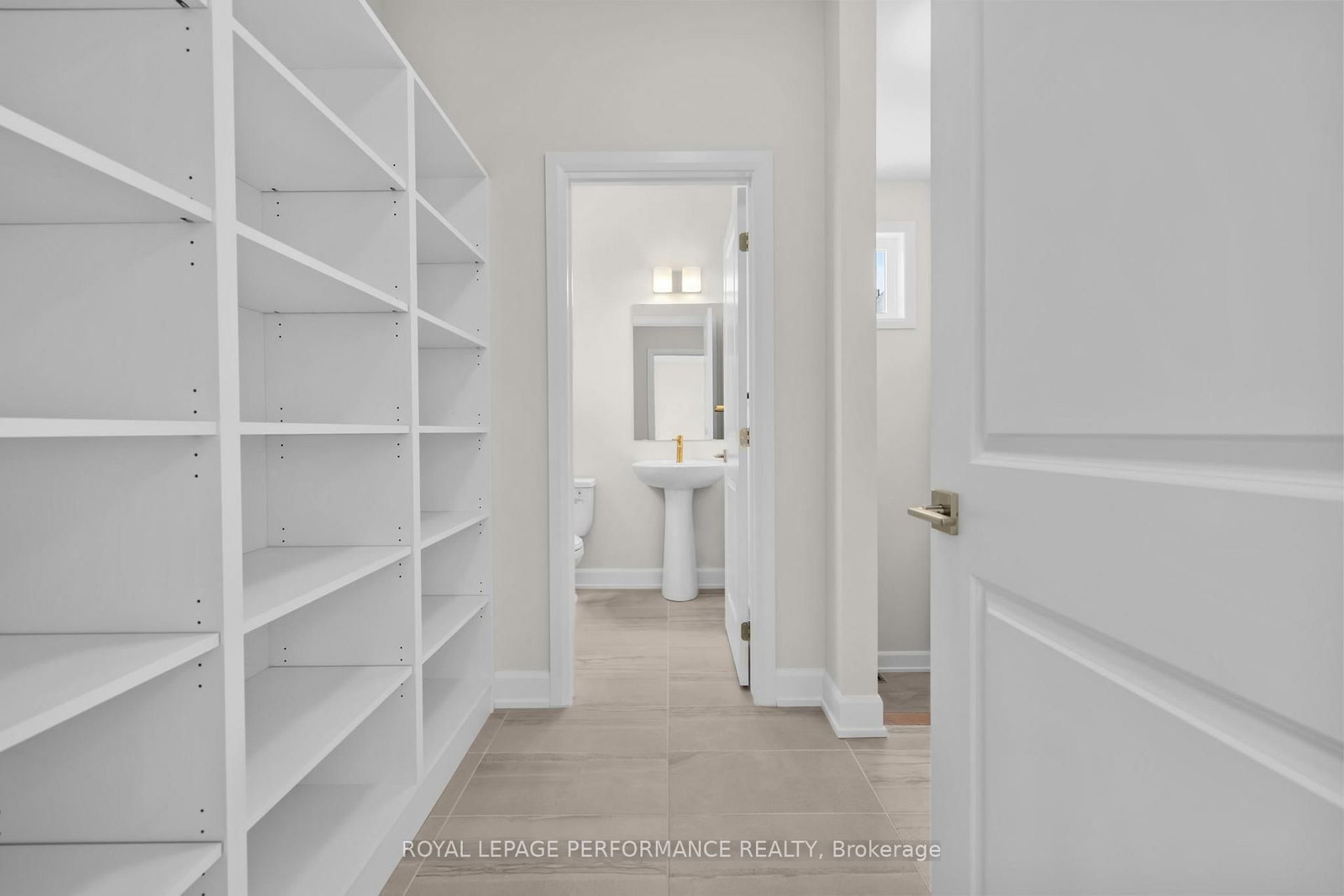 Detached House for sale at 10 Academie Street, Russell, Ontario, K0A 1W0 - Embrun - MLS: X12869074