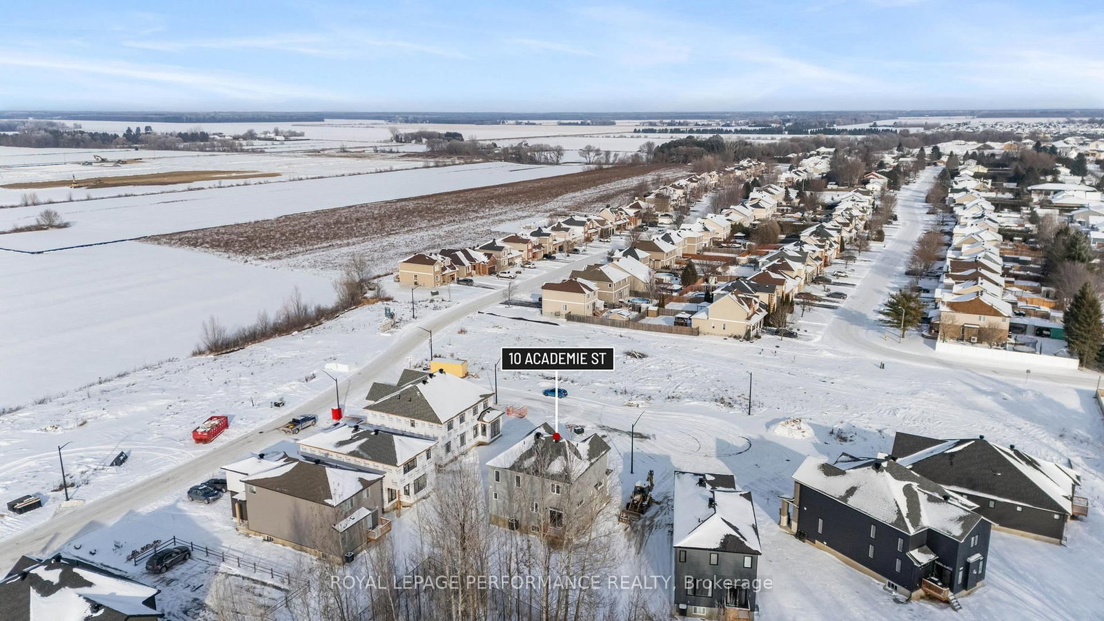 Detached House for sale at 10 Academie Street, Russell, Ontario, K0A 1W0 - Embrun - MLS: X12869074