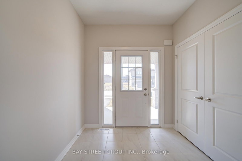 39 Meadowlark Dr, Port Colborne, L3K 6E3 | Image 3