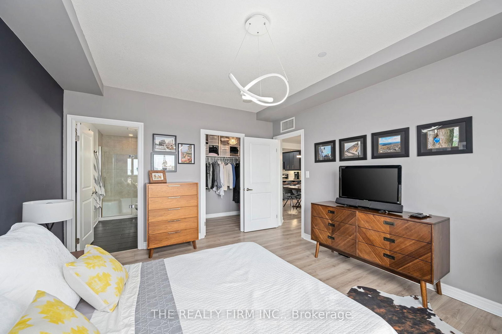 330 Ridout Street N, Unit 803 - Photo 20