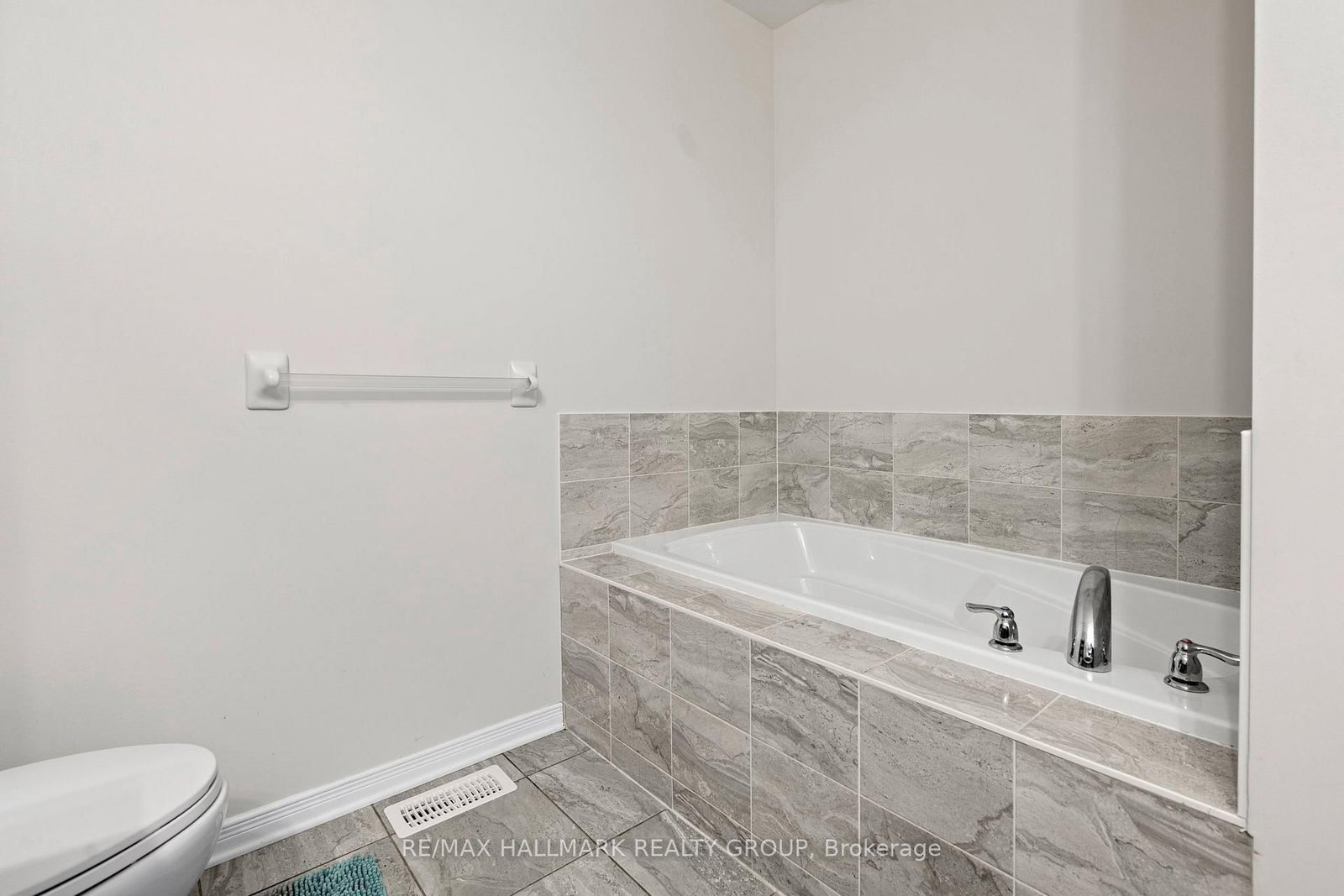 618 Via Campanale Avenue - Photo 34