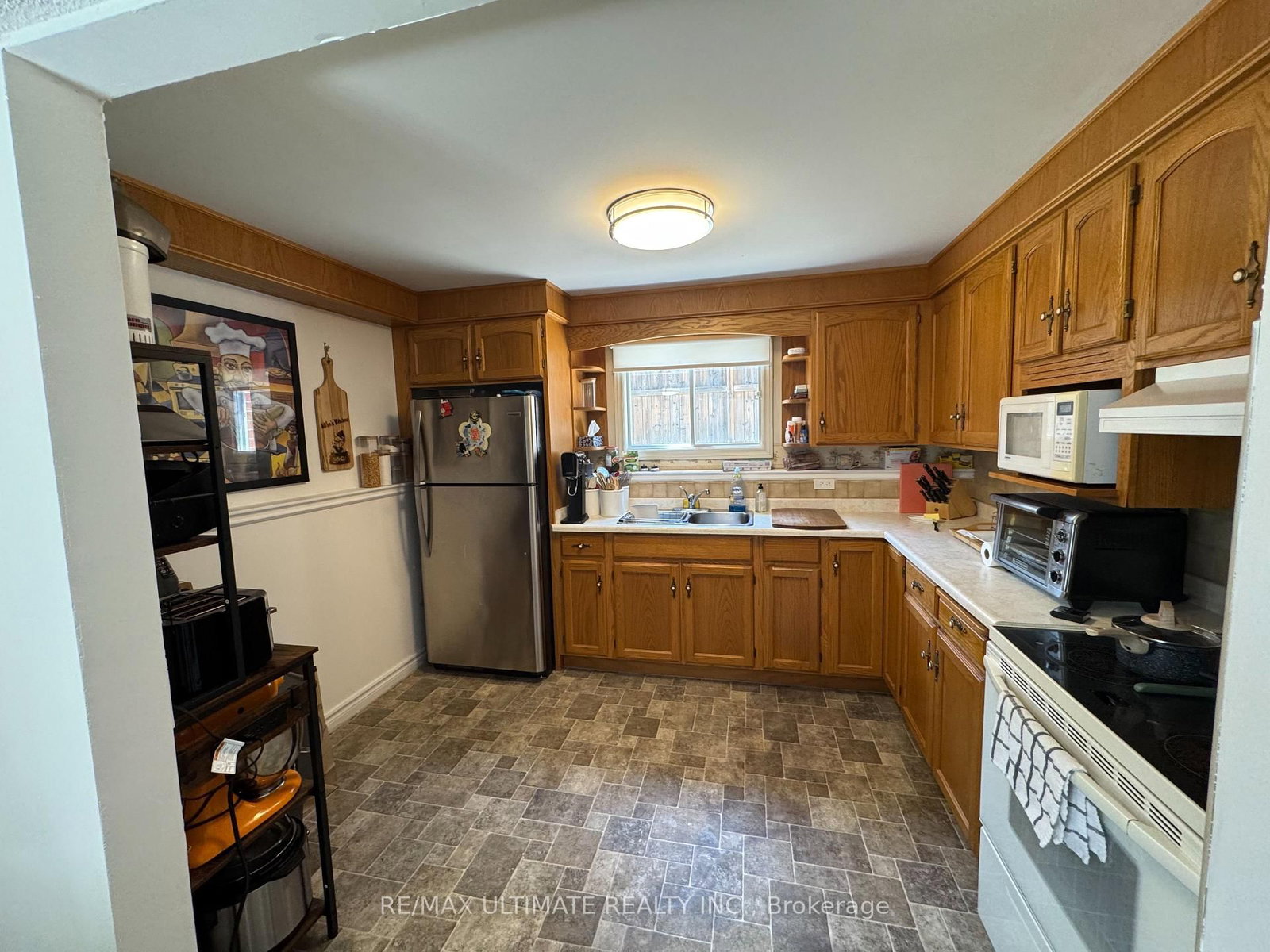 Detached House for sale at 12 Stoney Brook Crescent, St. Catharines, Ontario, L2S 3J3 - Grapeview - MLS: X12869468