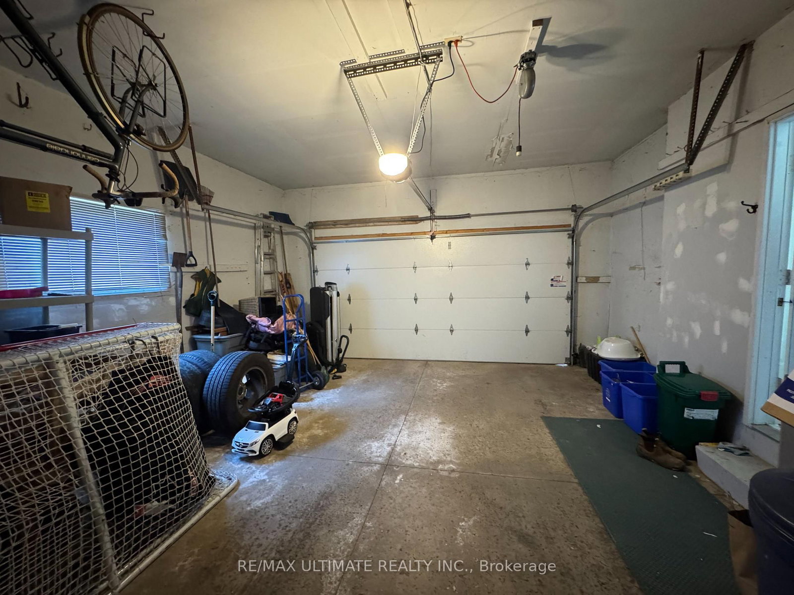 Detached House for sale at 12 Stoney Brook Crescent, St. Catharines, Ontario, L2S 3J3 - Grapeview - MLS: X12869468