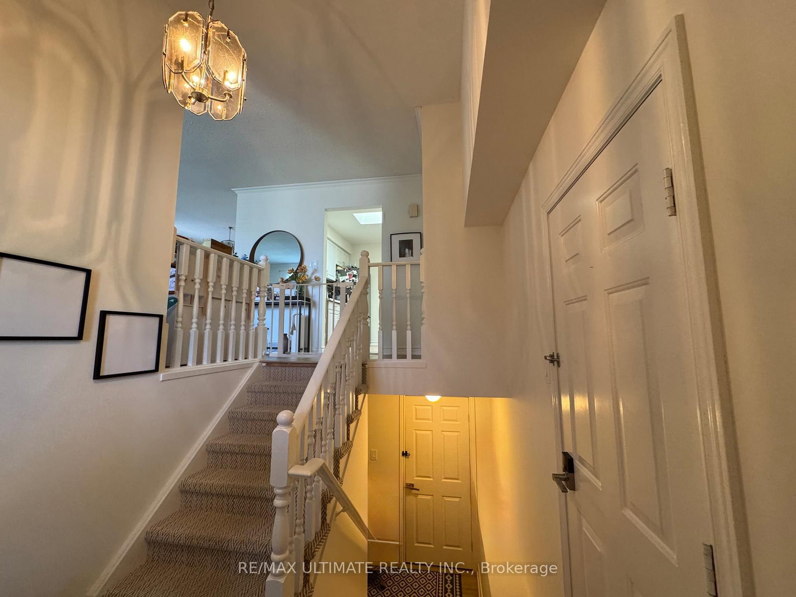 Detached House for sale at 12 Stoney Brook Crescent, St. Catharines, Ontario, L2S 3J3 - Grapeview - MLS: X12869468