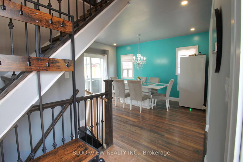 28 Radford St, Fort Erie, L2A 5H5 | Image 2