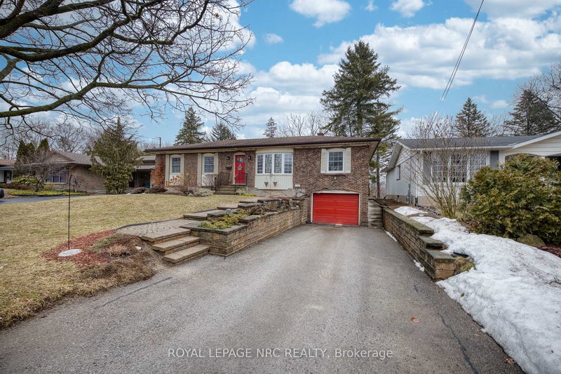 16 Rosemore Rd, St. Catharines, L2S 1A8 | Image 2