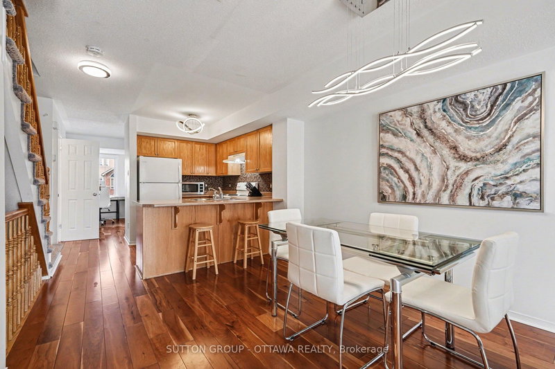 56 Steele Park Private, Ottawa, K1J 0J2 | Image 3