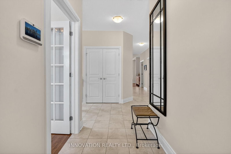 127 Elfin Grve, Ottawa, K2V 0B9 | Image 3