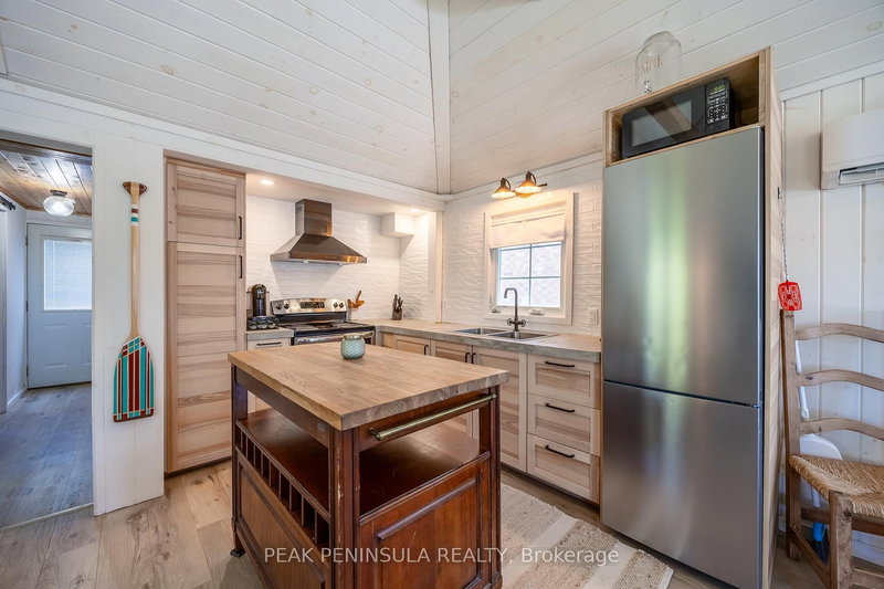 11 Bass Lane, Norfolk, N0E 1M0 | Image 2