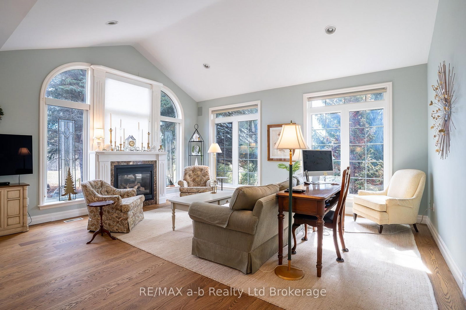 15 Otterview Drive • Norwich, ON photo 9